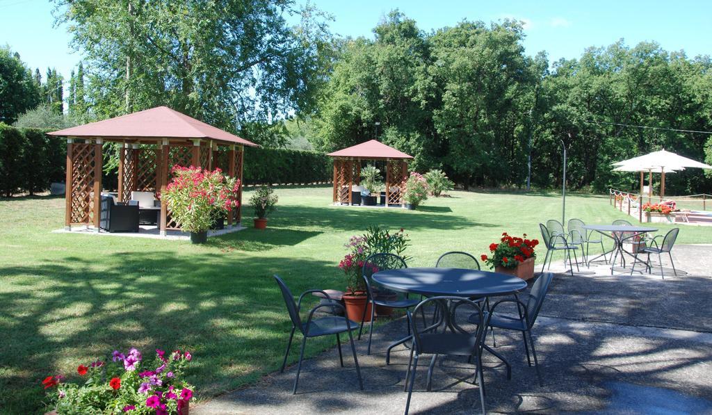 Agriturismo Antica Riserva 카스틸리오네델라고 외부 사진