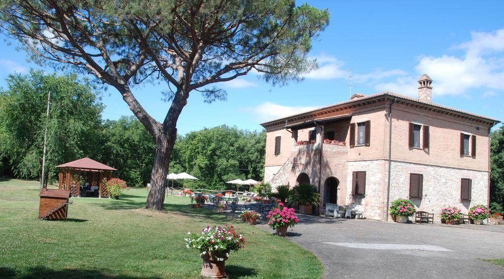 Agriturismo Antica Riserva 카스틸리오네델라고 외부 사진