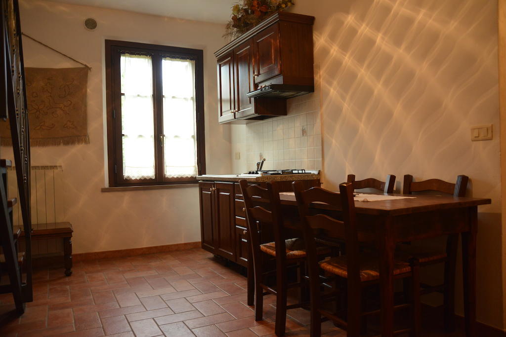 Agriturismo Antica Riserva 카스틸리오네델라고 객실 사진