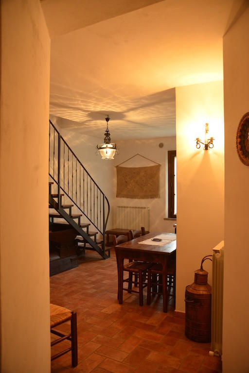 Agriturismo Antica Riserva 카스틸리오네델라고 객실 사진